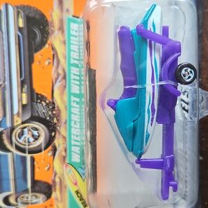 NWT 1999 Matchbox Watercraft with Trailer